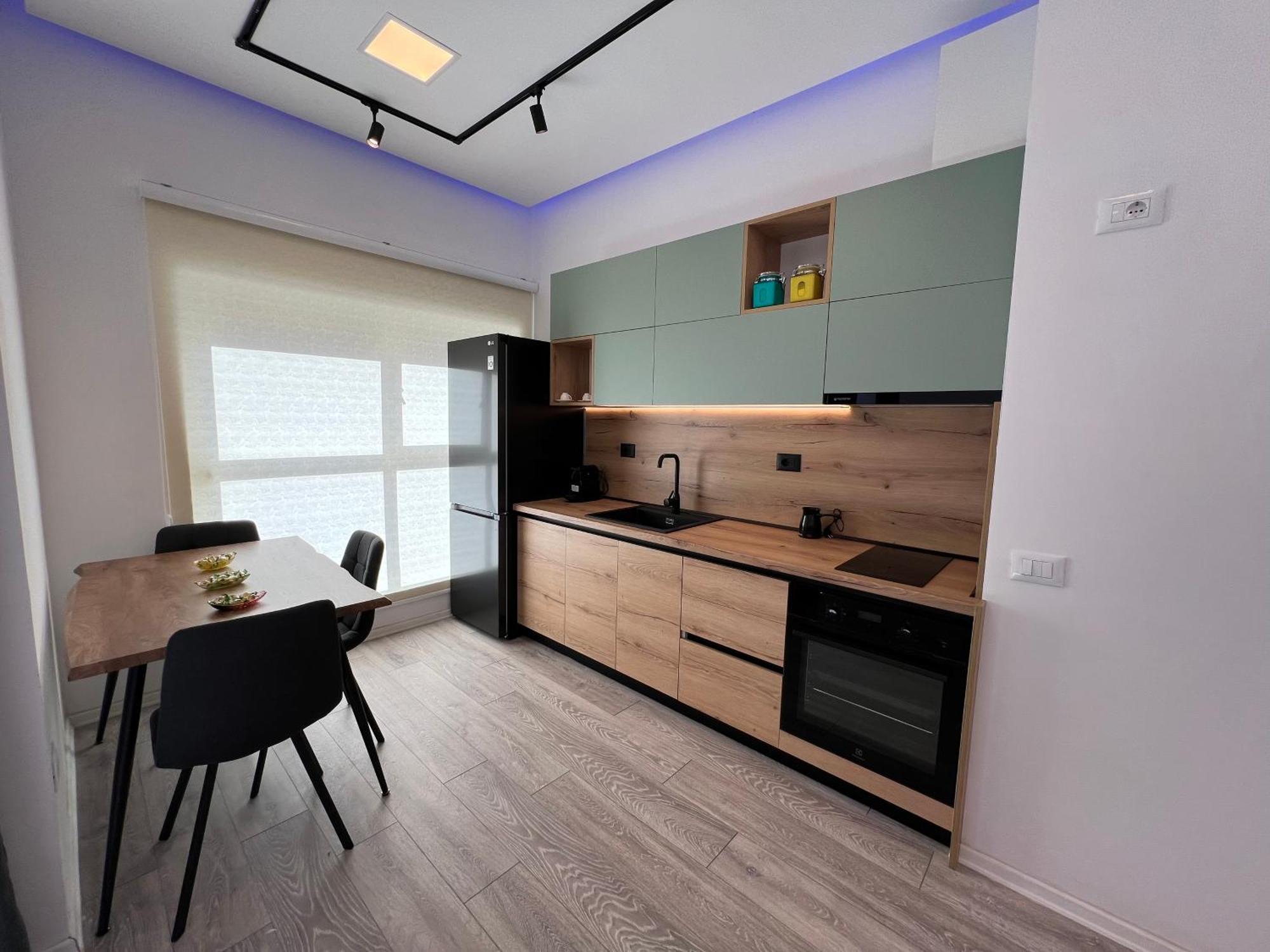 Sunflower Apartment Tirana Exterior foto